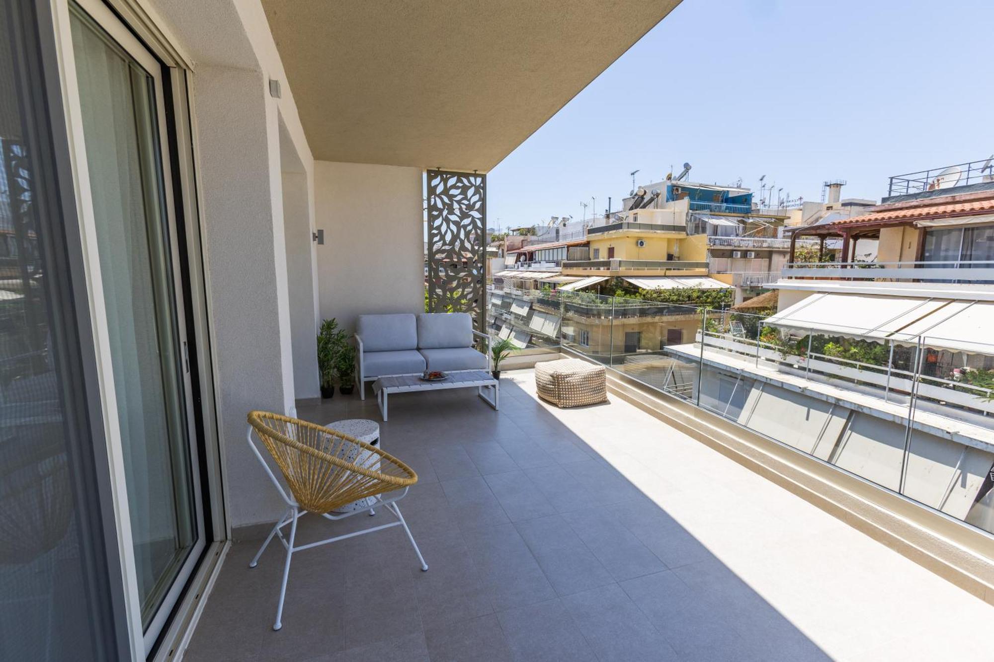 The Mediterranean Suites Пірей Екстер'єр фото