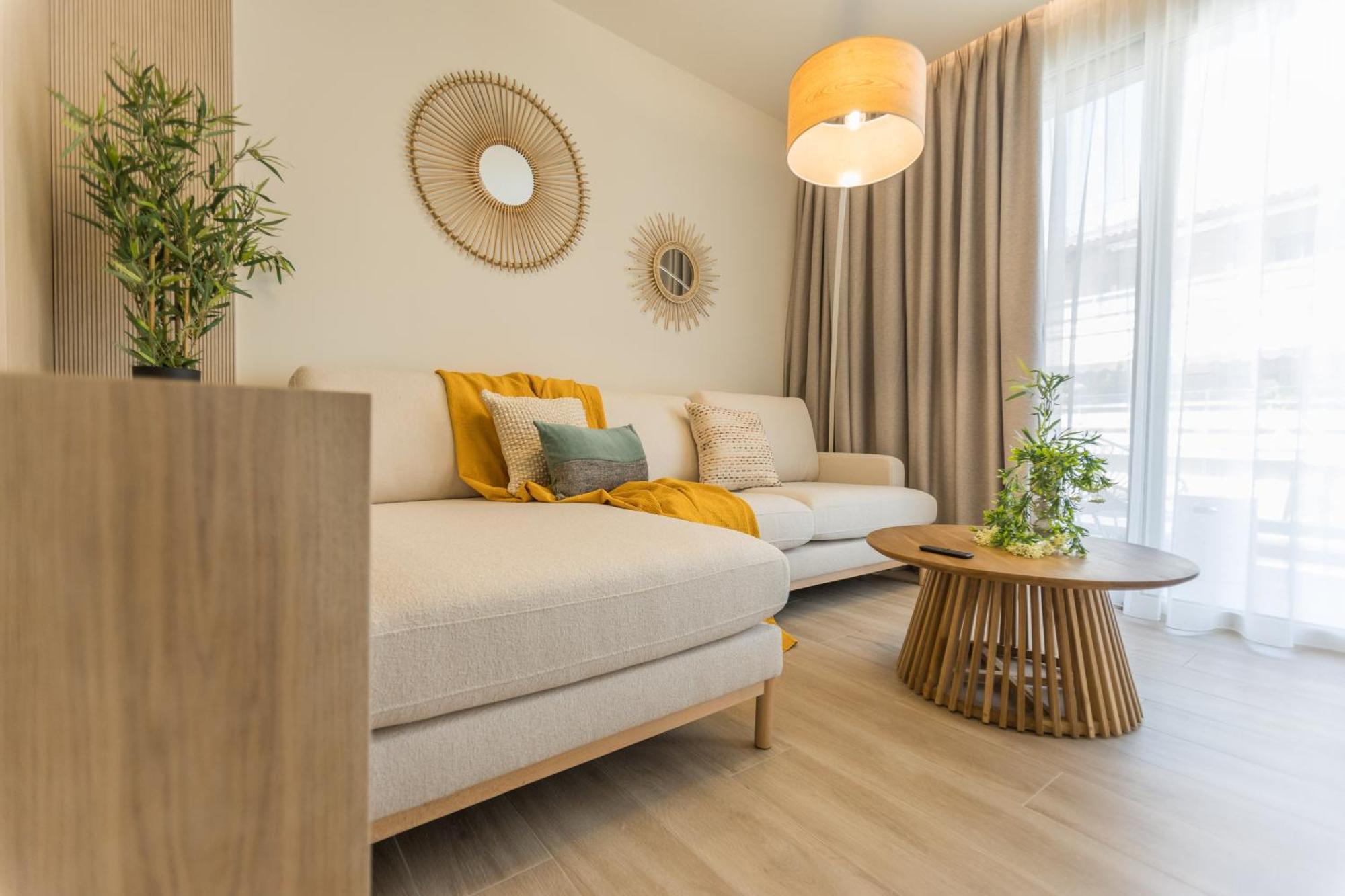 The Mediterranean Suites Пірей Екстер'єр фото