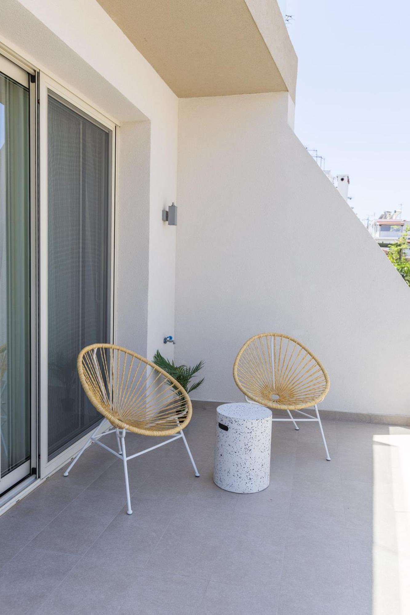 The Mediterranean Suites Пірей Екстер'єр фото