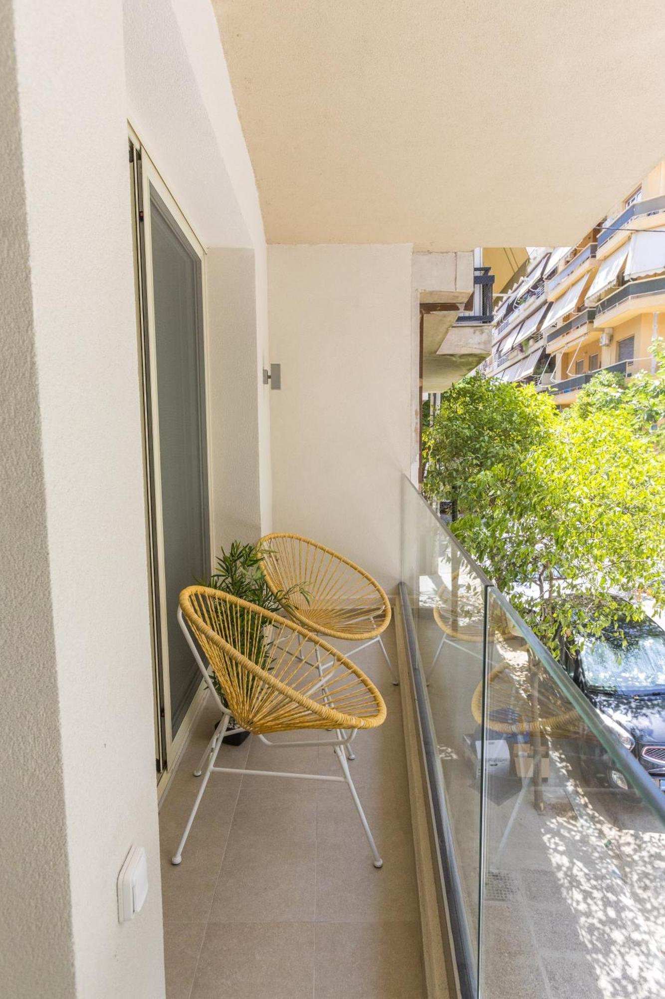 The Mediterranean Suites Пірей Екстер'єр фото