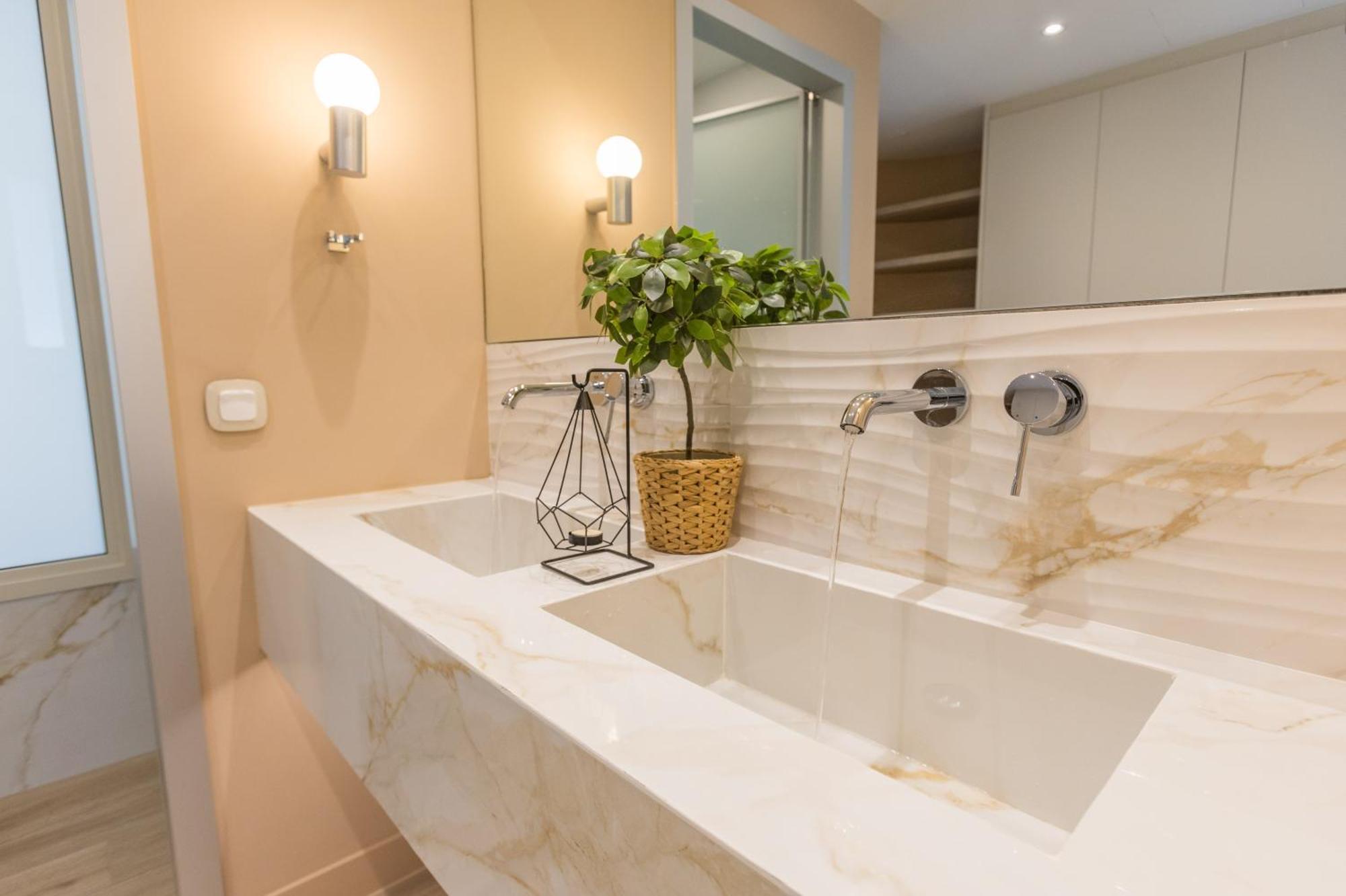 The Mediterranean Suites Пірей Екстер'єр фото